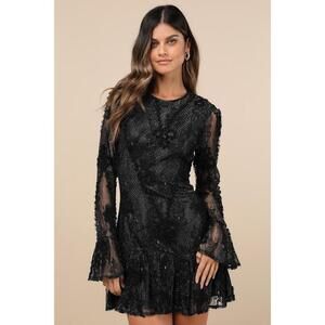NWT Lulus Darling Era Black Lace Applique Long Sleeve Ruffled Mini Dress Size M